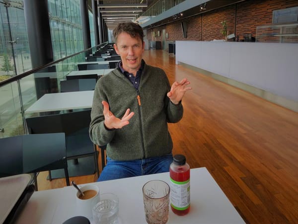 Videovalmennus käytännössä – lääkäristä vakuuttavaksi esiintyjäksi mobiilivideoilla